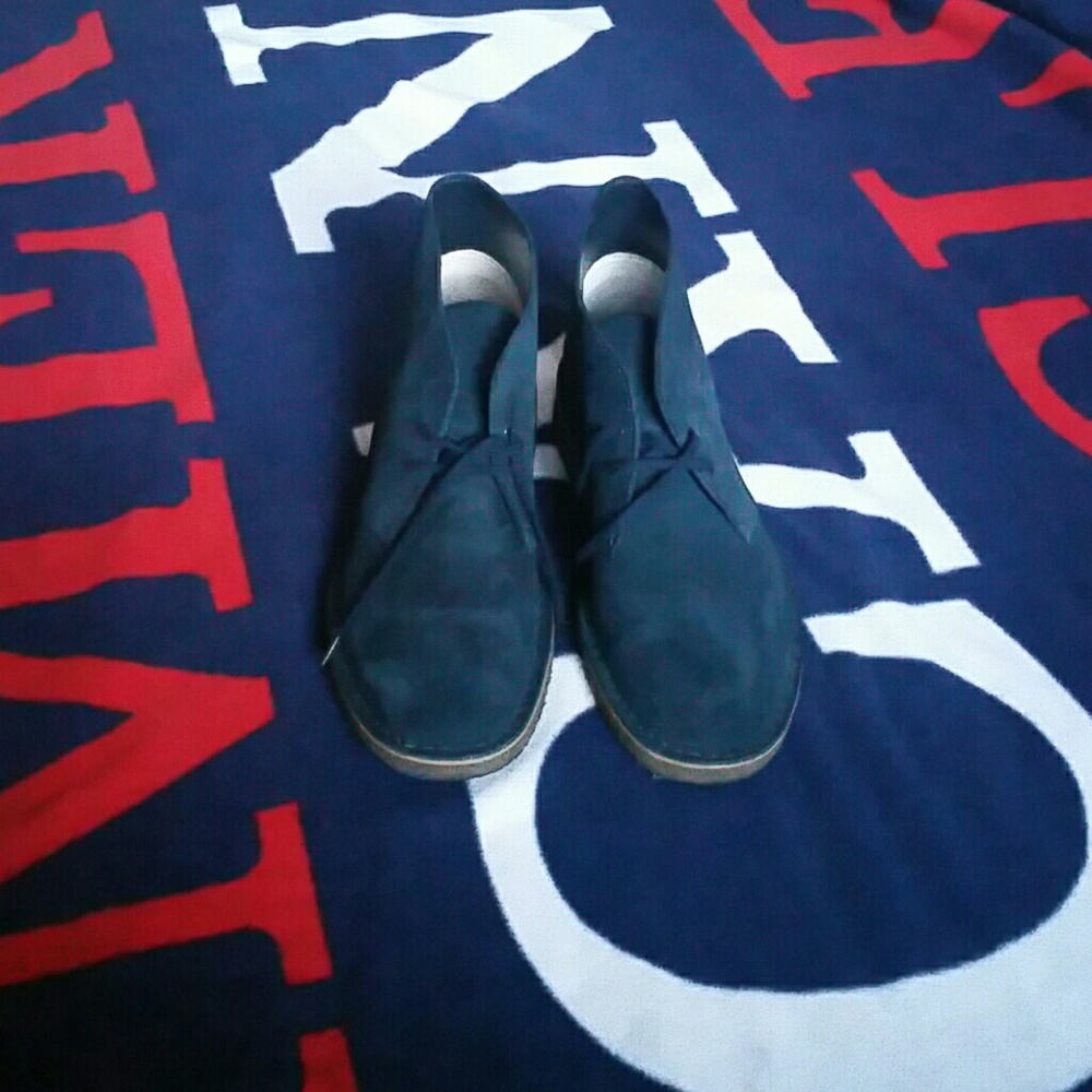 Clarks - Picture 2 of 7
